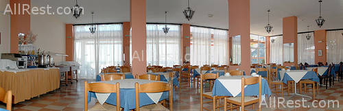 Oceanis Hotel 10